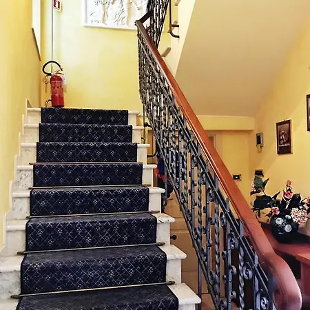 Primavera Bed and Breakfast Πίζα